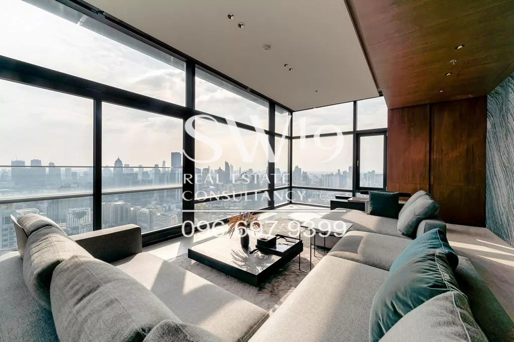 Circle Living Prototype (JJ1440)