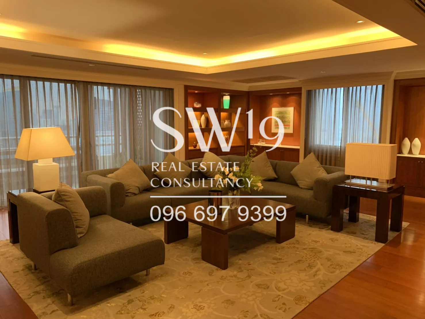 Las Colinas (JJ1441)