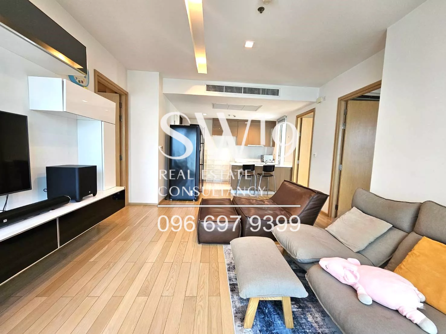 Siri @ Sukhumvit (JJ1506)