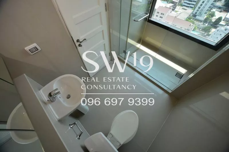 Aguston Sukhumvit 22 (JJ0115)