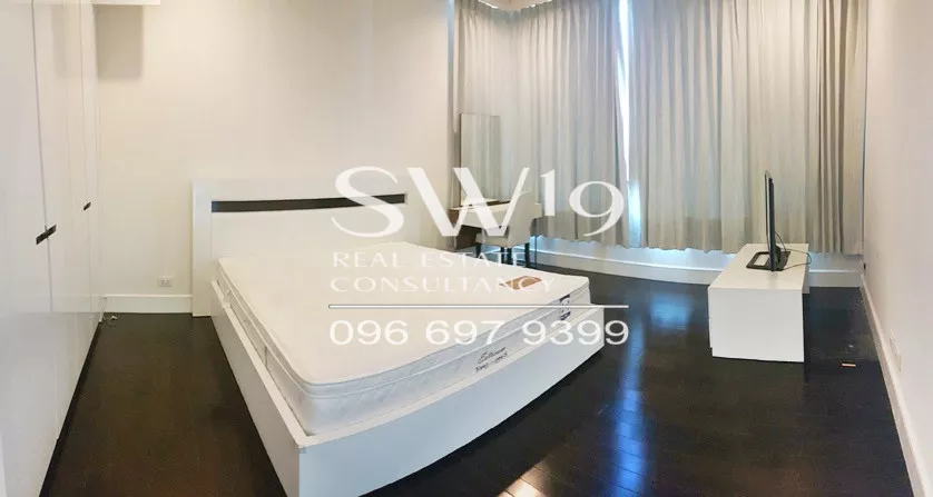 Aguston Sukhumvit 22 (JJ0135)