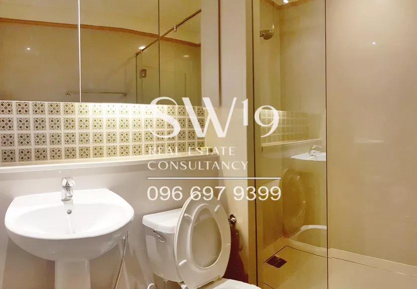 Aguston Sukhumvit 22 (JJ0135)