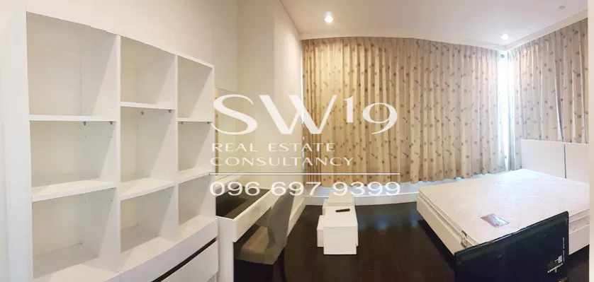 Aguston Sukhumvit 22 (JJ0135)