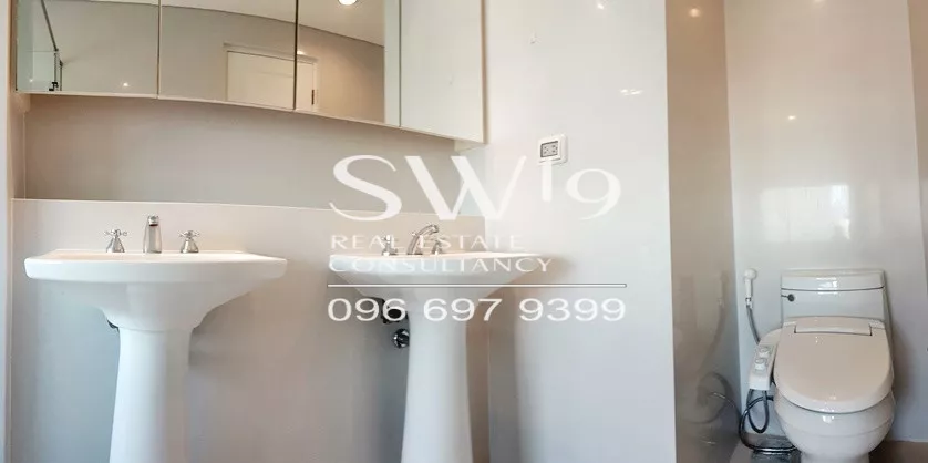 Aguston Sukhumvit 22 (JJ0135)