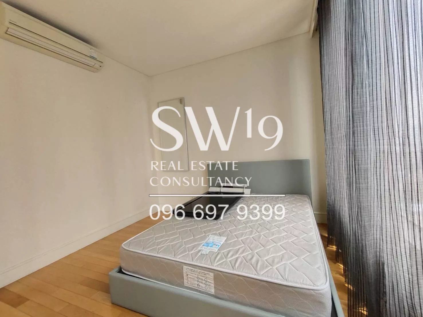 Aguston Sukhumvit 22 (JJ0075)