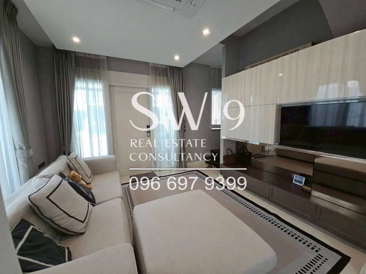 The Landmark Ekamai-Ramindra (JJ1681)