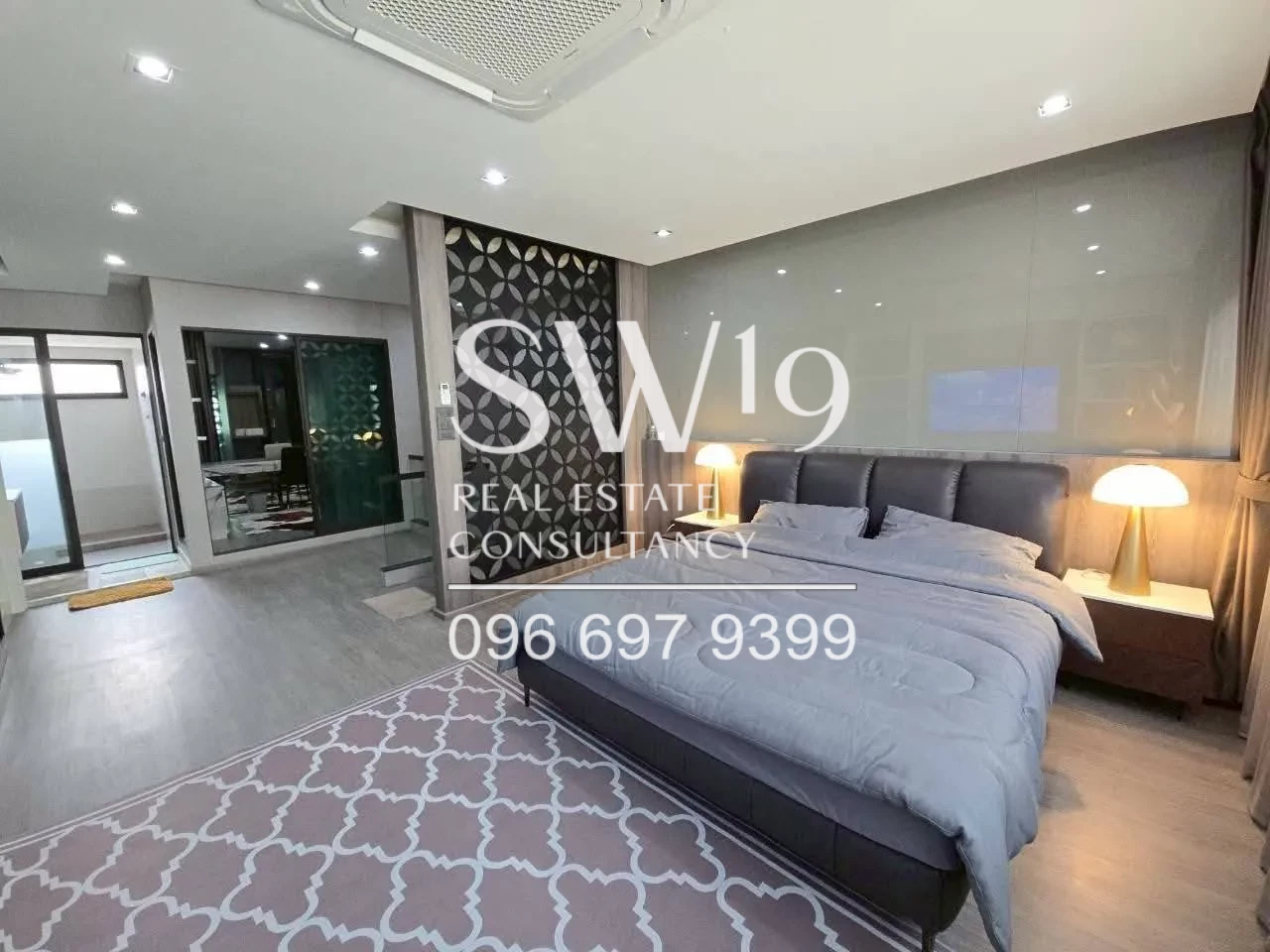 The Landmark Ekamai-Ramindra (JJ1681)