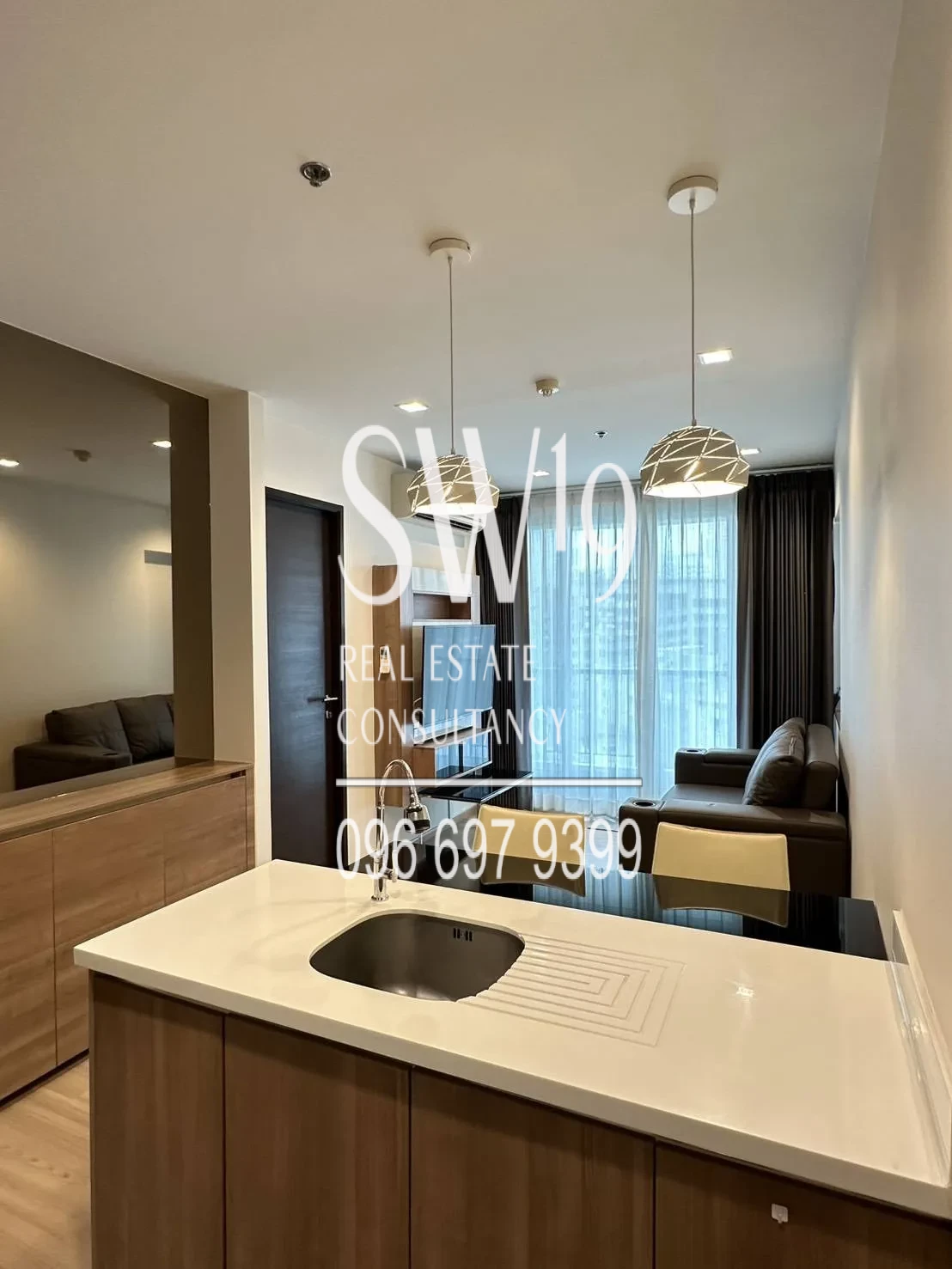 RHYTHM Sathorn (JJ1683)