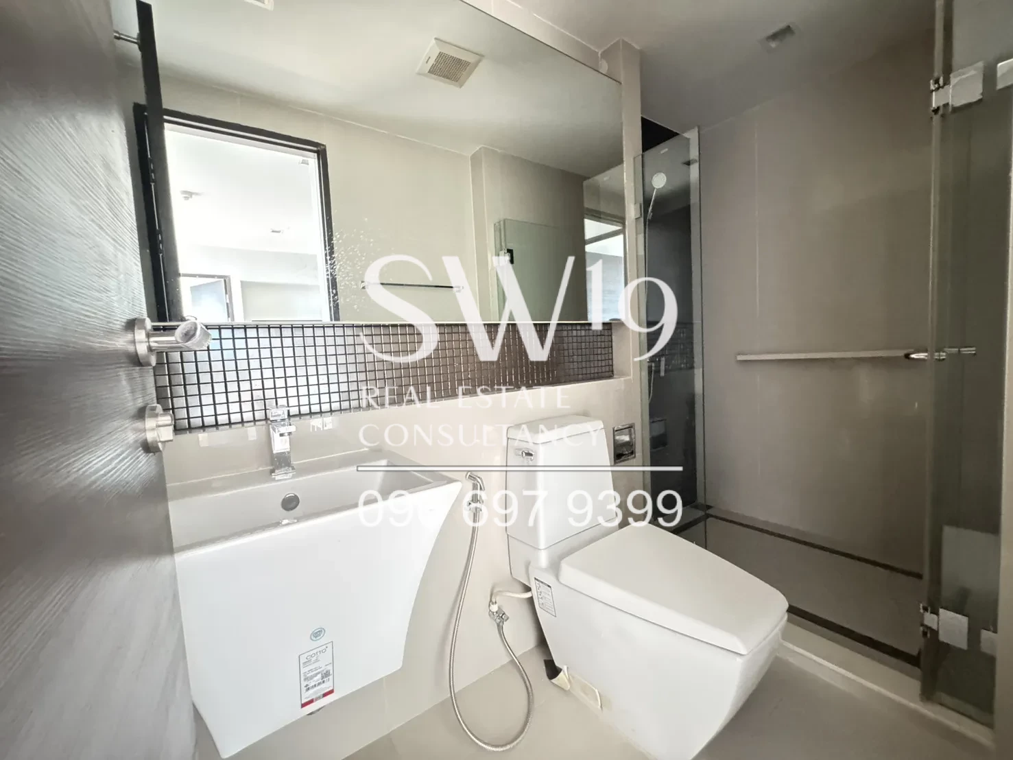 RHYTHM Sathorn (JJ1689)