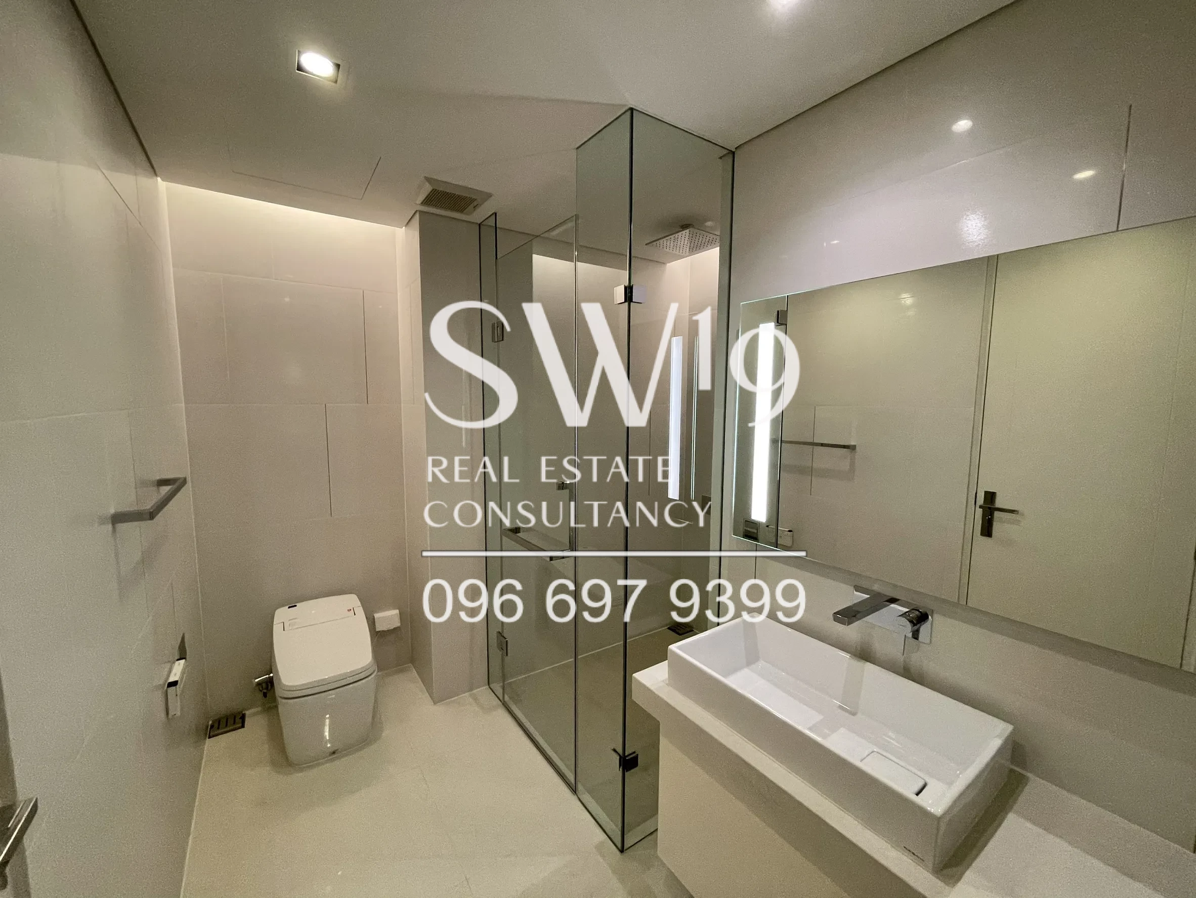 The Bangkok Sathorn (JJ1691)