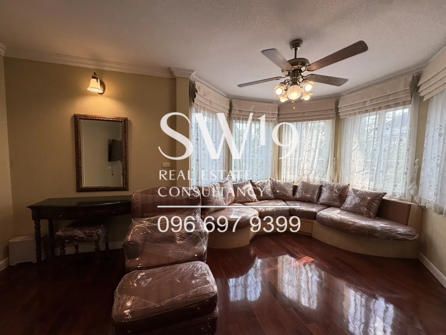 Fantasia Villa 4 (JJ1696)